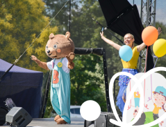 Představení TANCUJ DOKOLA s BibiBum!